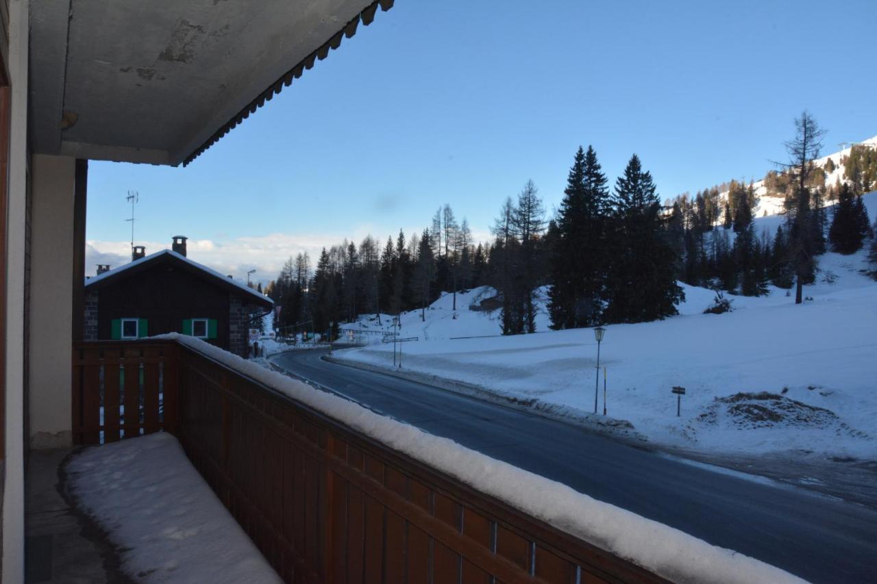 Costalungahouse Trekkingbikeski Selfcheck-In Apartment Carezza al Lago Exteriör bild