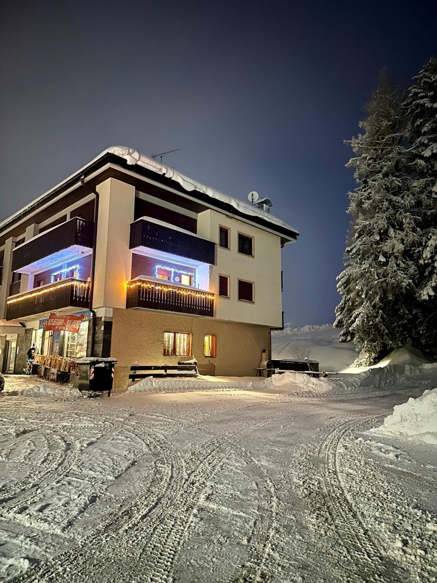 Costalungahouse Trekkingbikeski Selfcheck-In Apartment Carezza al Lago Exteriör bild
