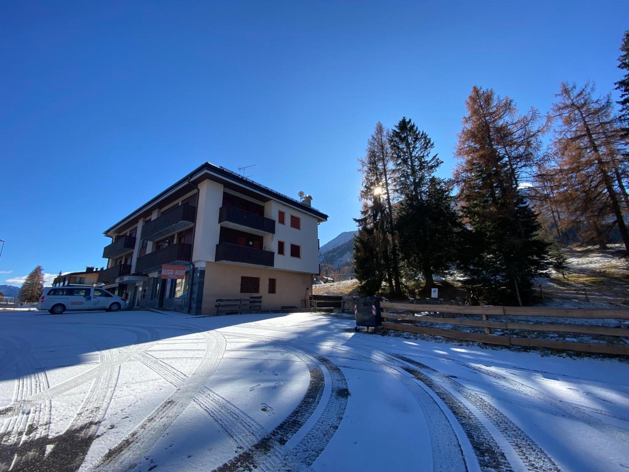 Costalungahouse Trekkingbikeski Selfcheck-In Apartment Carezza al Lago Exteriör bild
