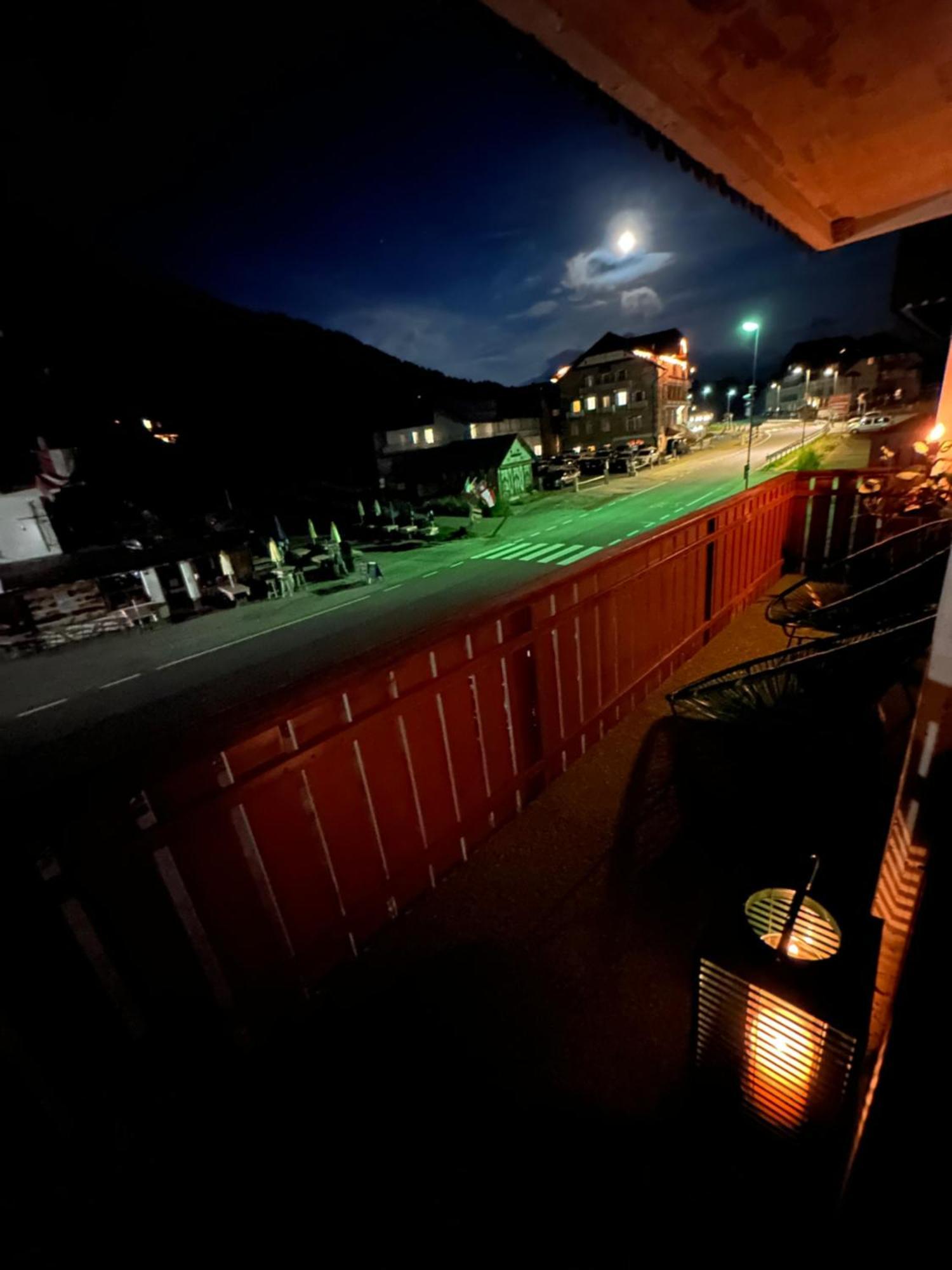 Costalungahouse Trekkingbikeski Selfcheck-In Apartment Carezza al Lago Exteriör bild